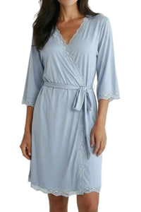 Leslie Three Quarter Sleeve Robe
