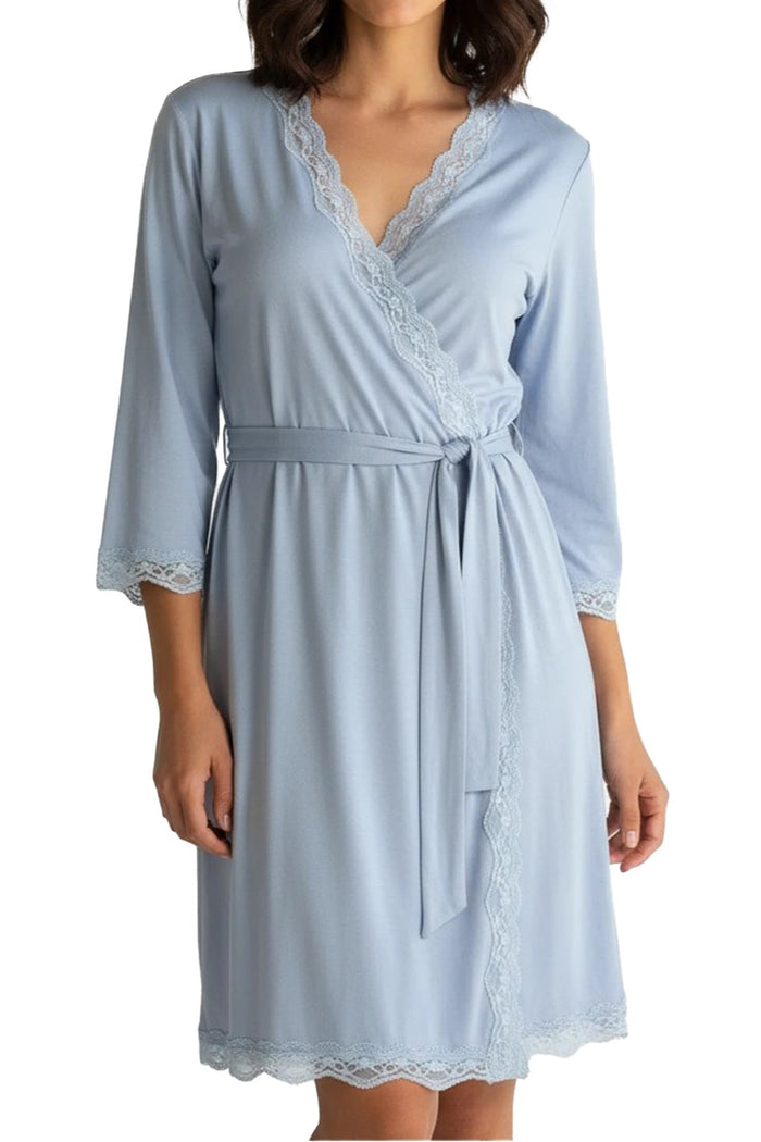 Leslie Three Quarter Sleeve Robe